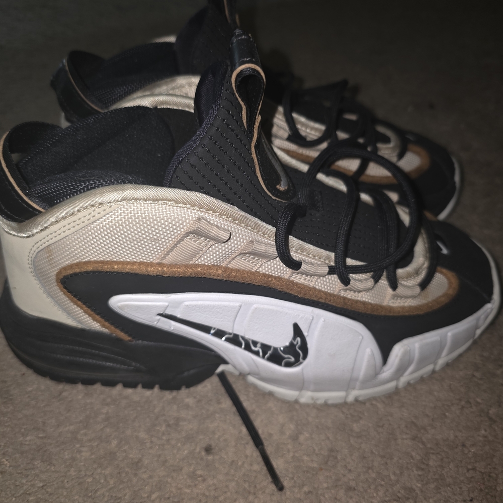 Nike Air Penny 2 Retro - Black/Sanddrift Wheat - Penny Hardaway - Size 6.5Y